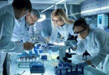 Stanford Scientists Unearths Ozempic Rival With No Side Effects Scientists working together in a laboratory