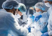 The Unforgiving Side Effects of Gallbladder Removal surgeons performing an operation